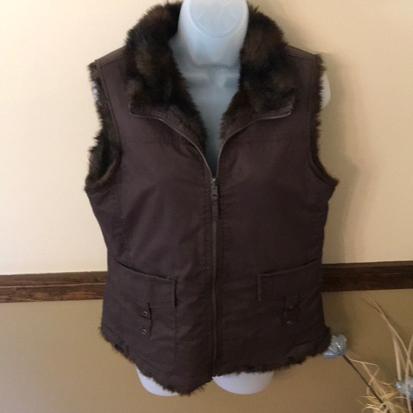 YKK Jackets & Blazers - Gorgeous reversible faux fur vest
